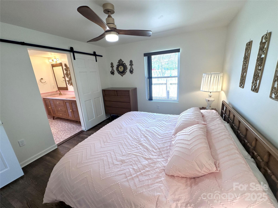 219 Flat Creek Rd Black Mountain, NC 28711