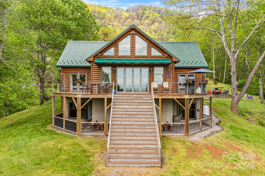 256 Morgan Cove Rd Candler, NC 28715