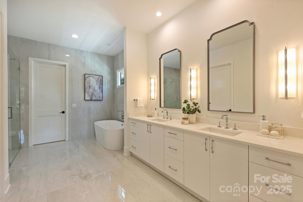 3473 Willow Oak Rd Charlotte, NC 28209