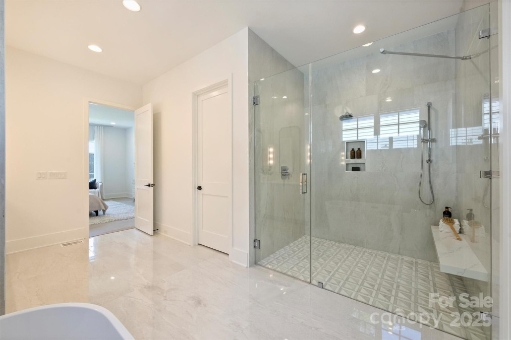 3473 Willow Oak Rd Charlotte, NC 28209