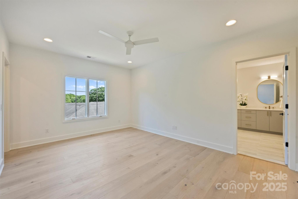 3473 Willow Oak Rd Charlotte, NC 28209