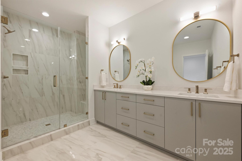 3473 Willow Oak Rd Charlotte, NC 28209