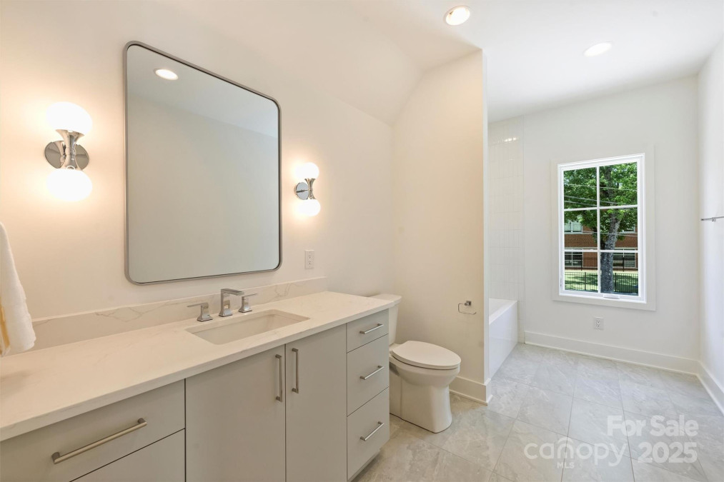 3473 Willow Oak Rd Charlotte, NC 28209