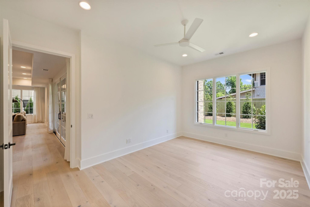 3473 Willow Oak Rd Charlotte, NC 28209