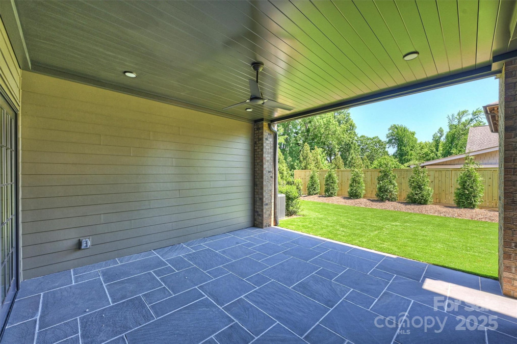 3473 Willow Oak Rd Charlotte, NC 28209
