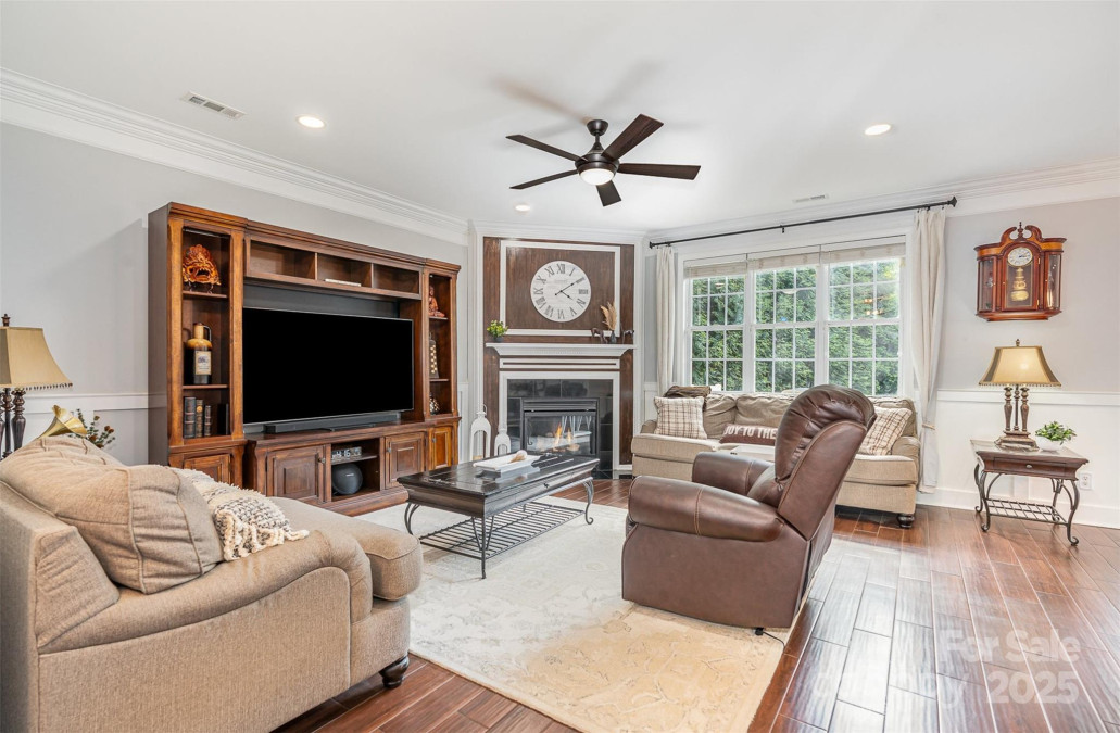 9803 Forest Run Ln Charlotte, NC 28277