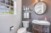 9803 Forest Run Ln Charlotte, NC 28277