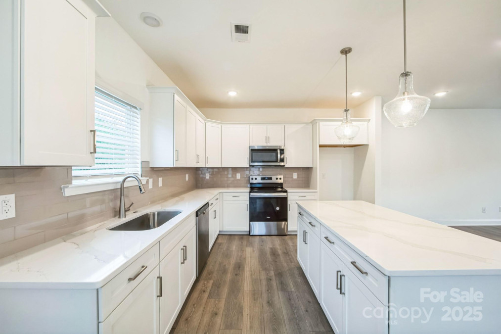 81 Walnut Springs Dr Asheville, NC 28804