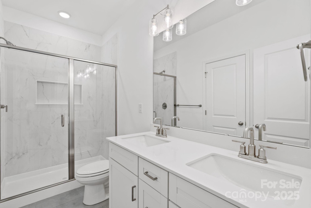 184 Cherry Springs Ln Asheville, NC 28804