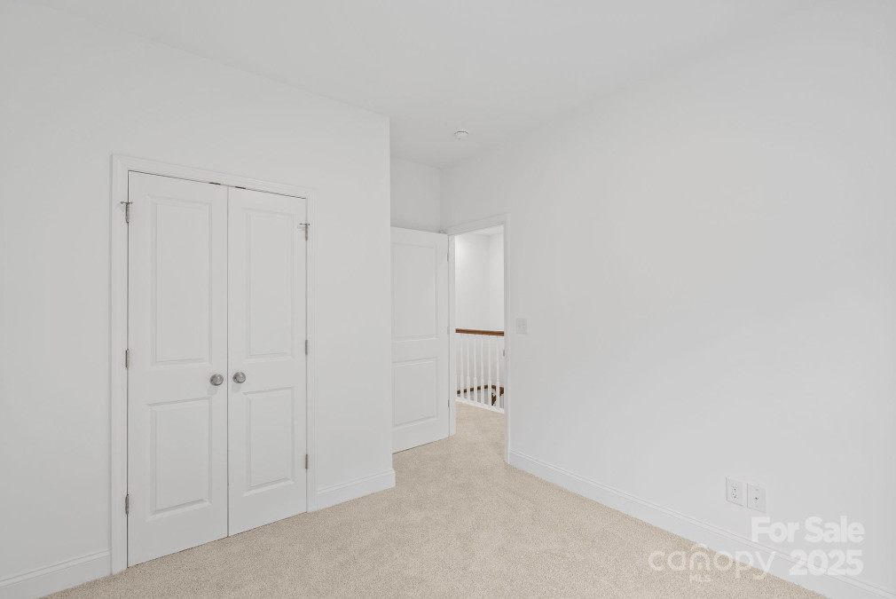 184 Cherry Springs Ln Asheville, NC 28804