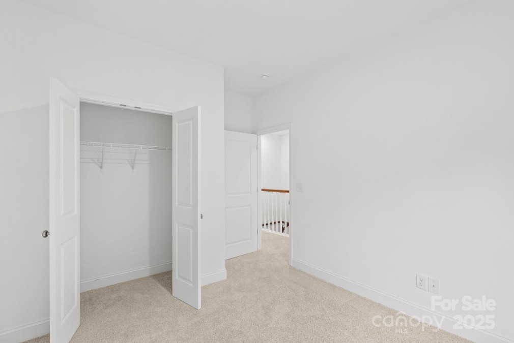 184 Cherry Springs Ln Asheville, NC 28804