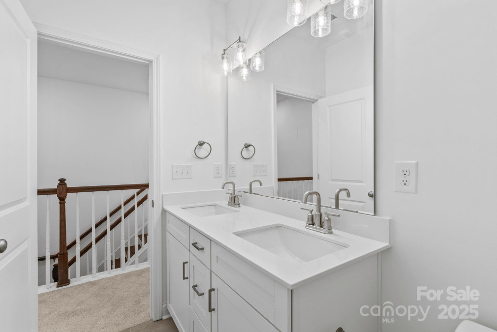 184 Cherry Springs Ln Asheville, NC 28804