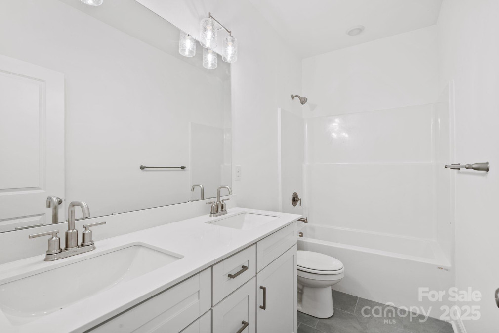 184 Cherry Springs Ln Asheville, NC 28804