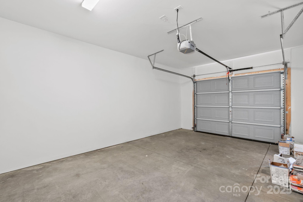 184 Cherry Springs Ln Asheville, NC 28804