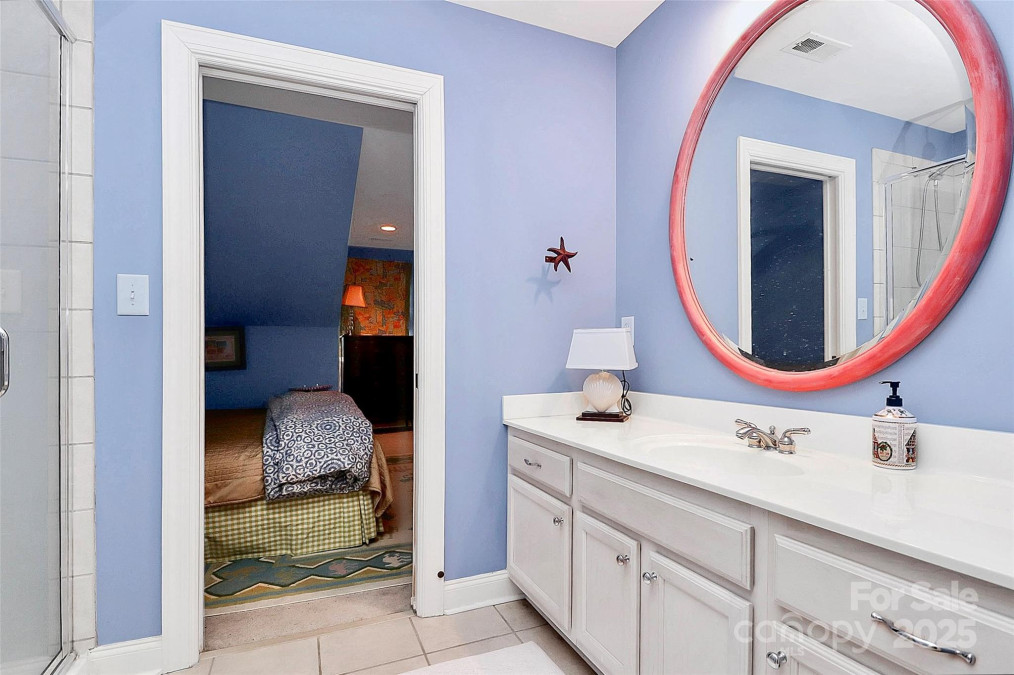 729 Lochaven Rd Waxhaw, NC 28173