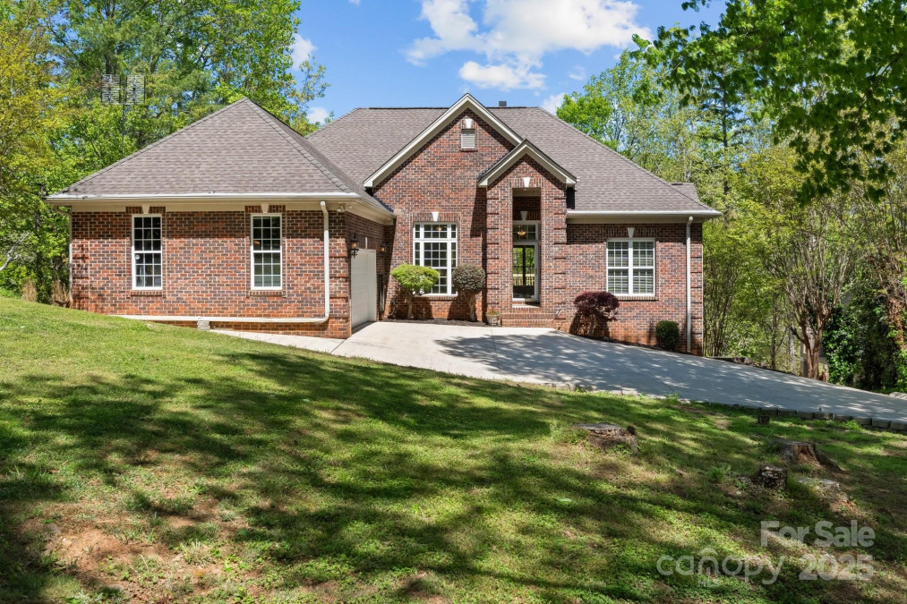 7748 Long Bay Pw Catawba, NC 28609