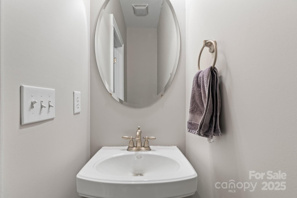 7748 Long Bay Pw Catawba, NC 28609