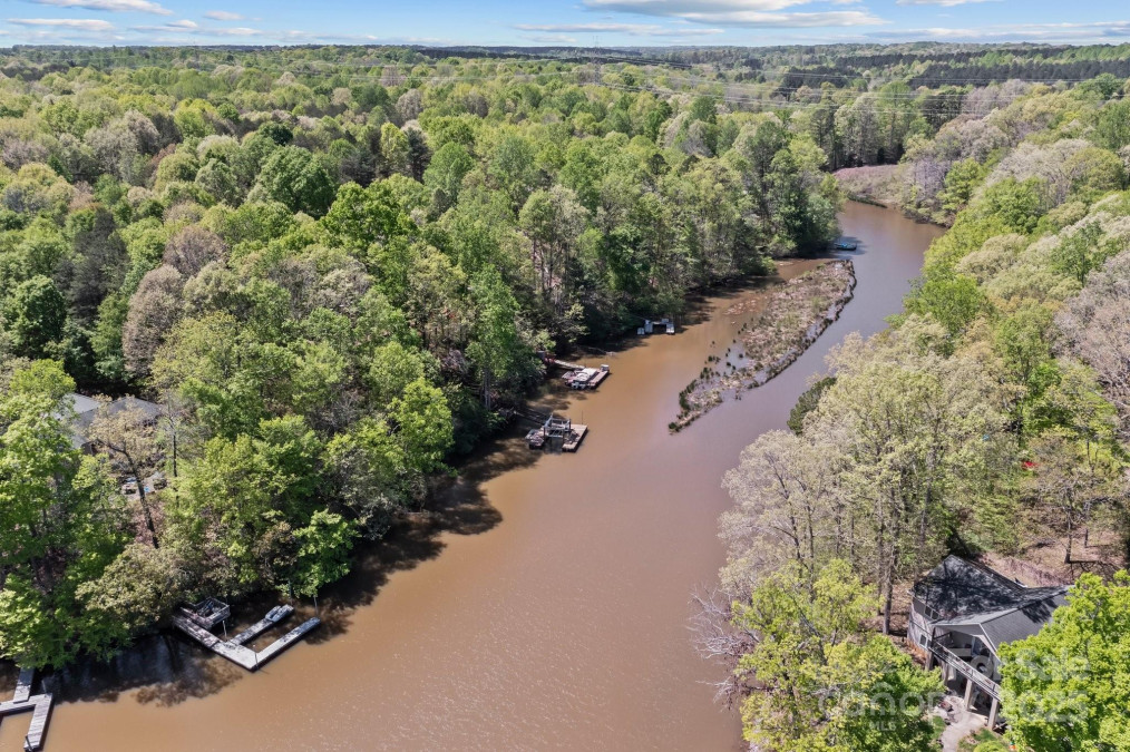 7748 Long Bay Pw Catawba, NC 28609