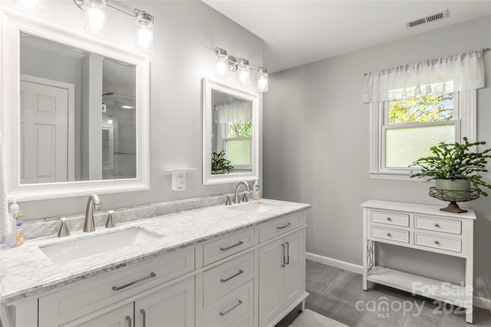 111 Woodfern Pl Mooresville, NC 28115