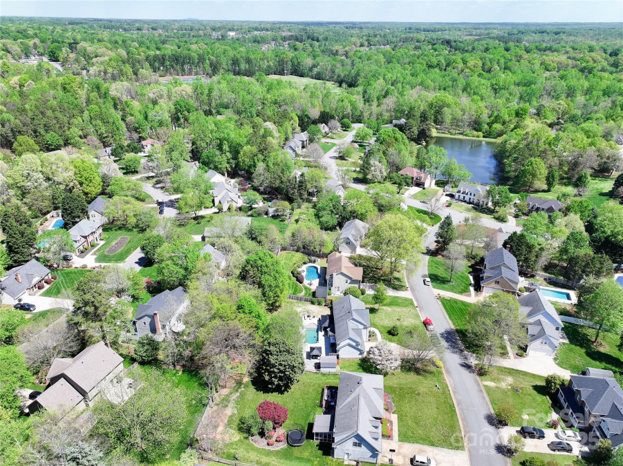 111 Woodfern Pl Mooresville, NC 28115