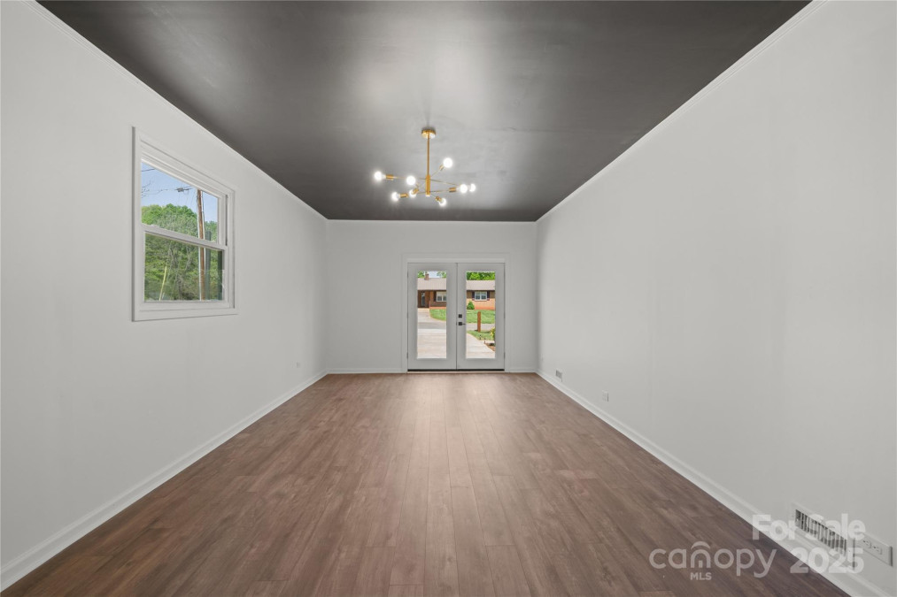 4115 Conley St Newton, NC 28658