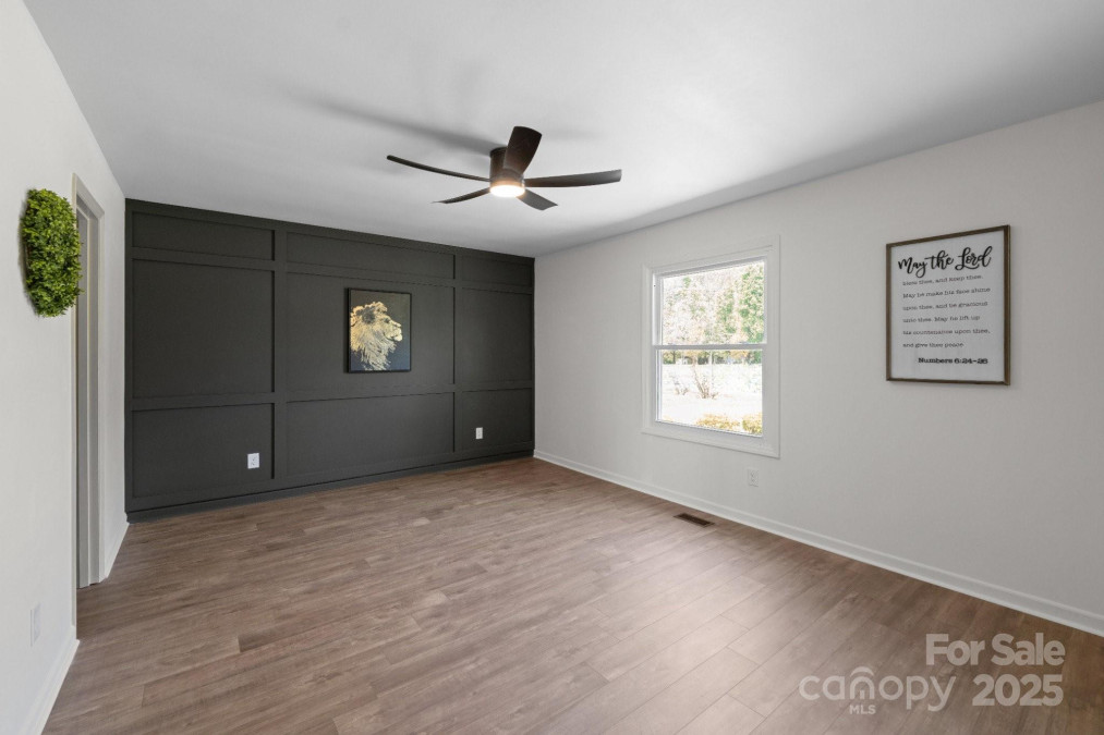 4115 Conley St Newton, NC 28658
