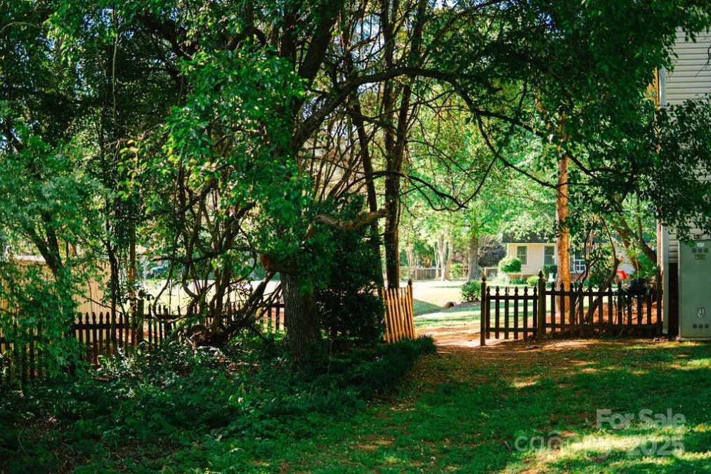 106 Friendfield Dr Fort Mill, SC 29715