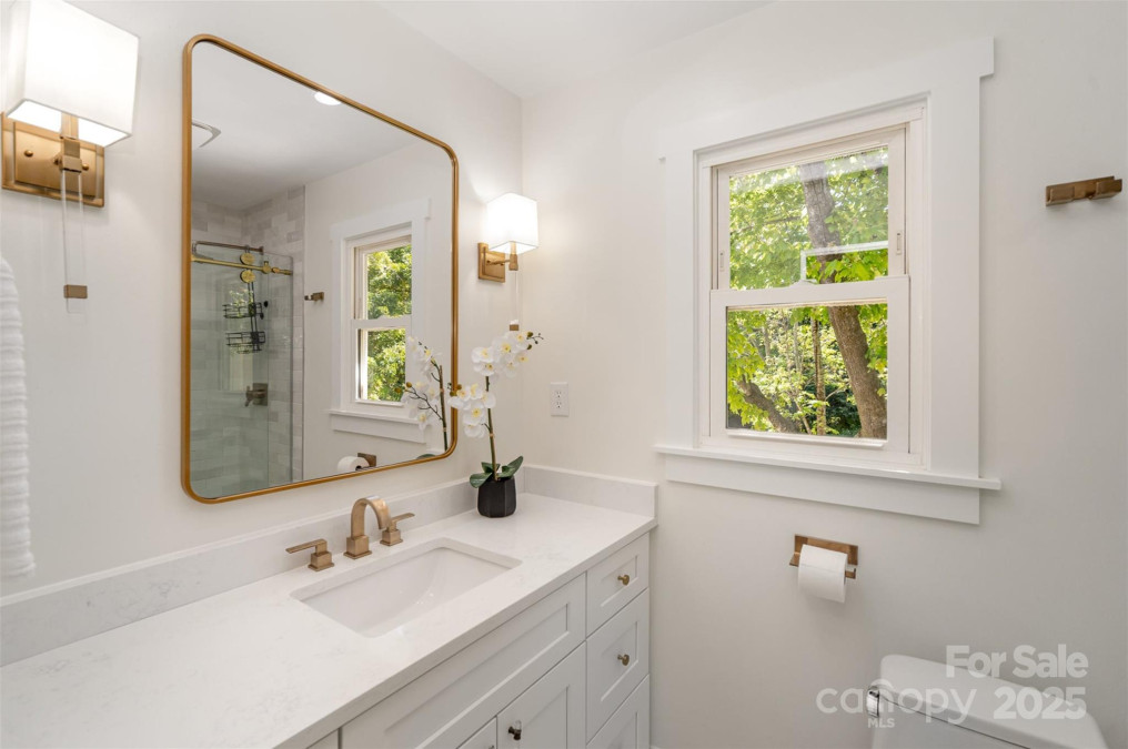 106 Friendfield Dr Fort Mill, SC 29715