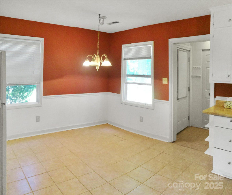 7714 Albemarle Rd Charlotte, NC 28227