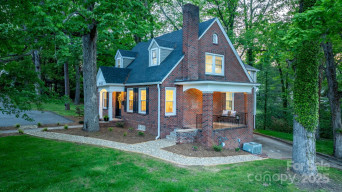 625 4th Street Dr Hickory, NC 28601