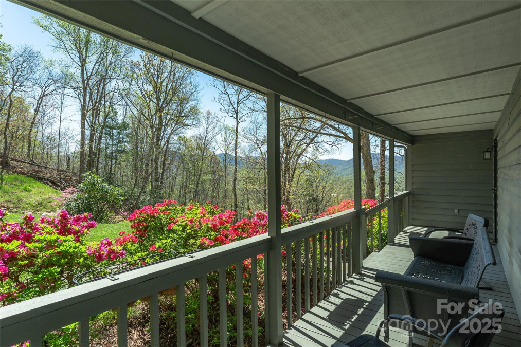 54 Jazaka Ridge Rg Swannanoa, NC 28778