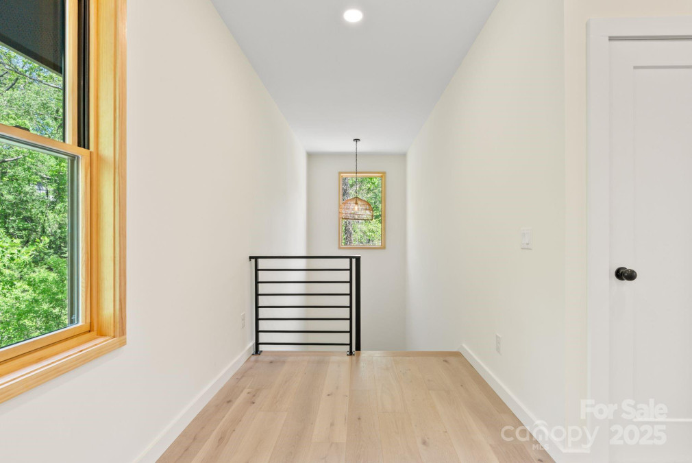 167 Hudson St Asheville, NC 28806