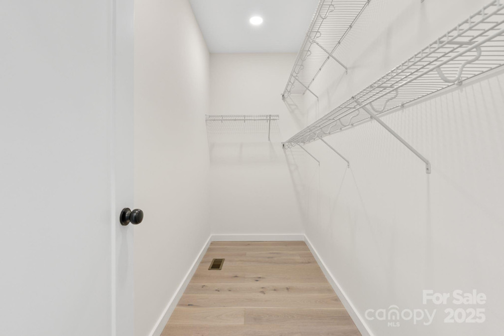 167 Hudson St Asheville, NC 28806