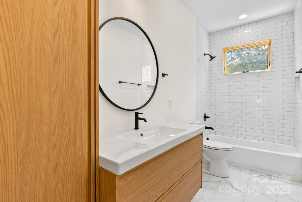 167 Hudson St Asheville, NC 28806