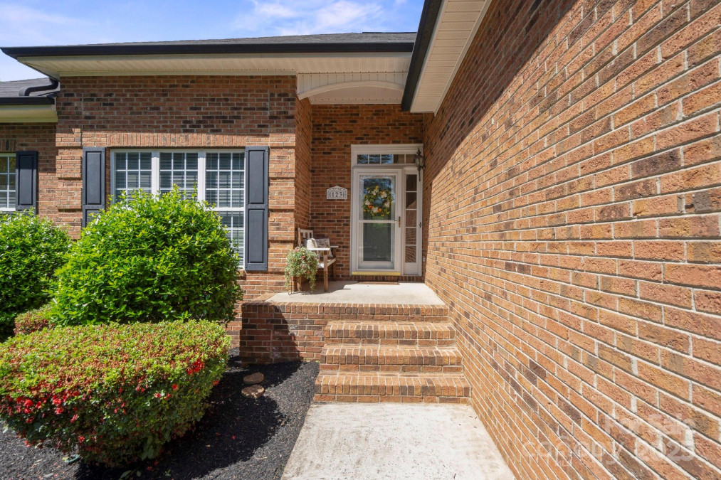 123 Shoreview Dr Mooresville, NC 28117