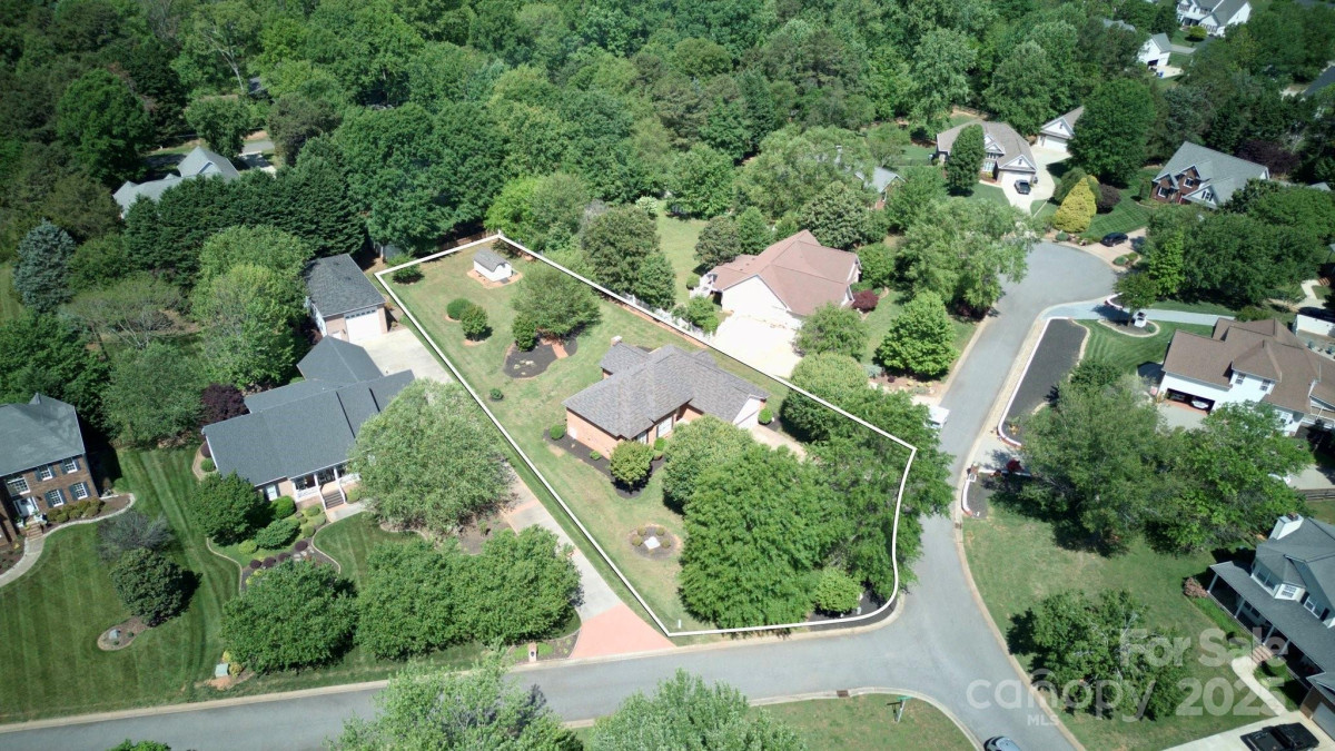 123 Shoreview Dr Mooresville, NC 28117