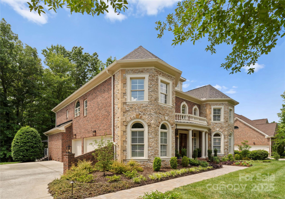 7005 Camrose Crossing Ln Matthews, NC 28104