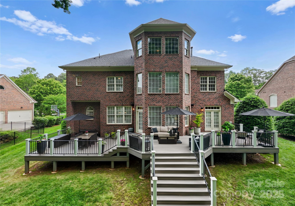 7005 Camrose Crossing Ln Matthews, NC 28104