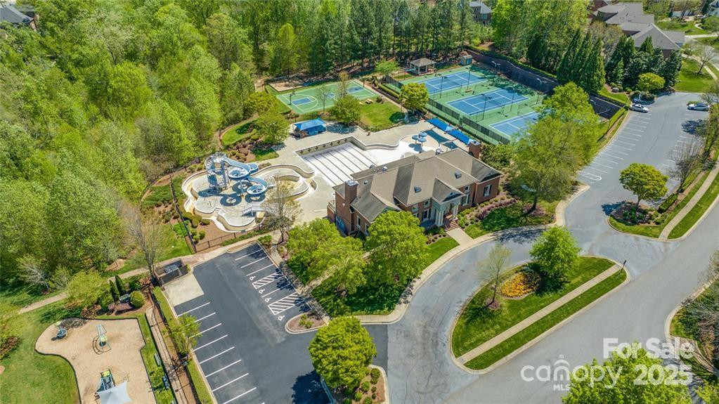 7005 Camrose Crossing Ln Matthews, NC 28104