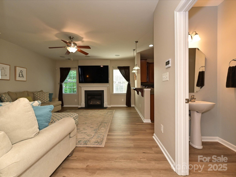 1033 Lilly Pond Dr Fort Mill, SC 29715