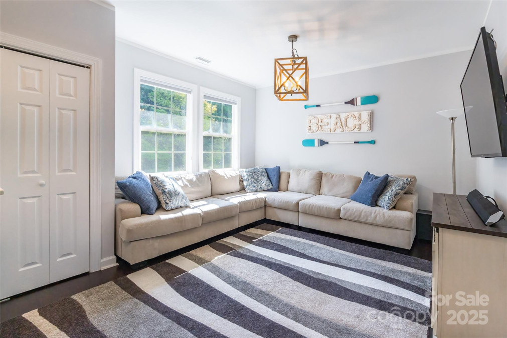 8428 Westmoreland Lake Dr Cornelius, NC 28031
