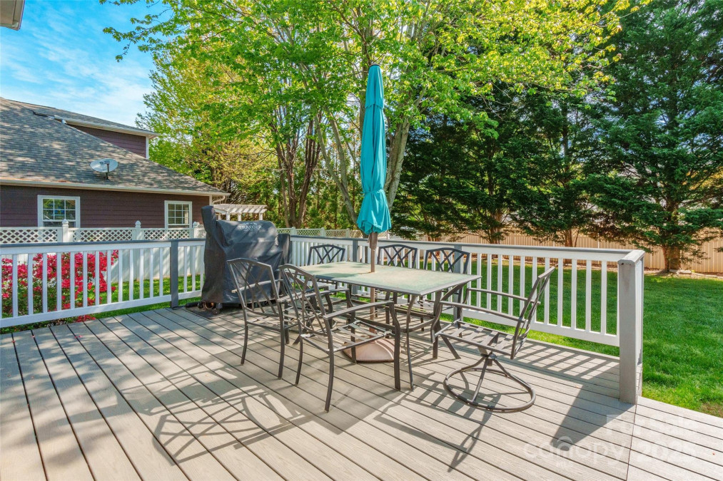 8428 Westmoreland Lake Dr Cornelius, NC 28031