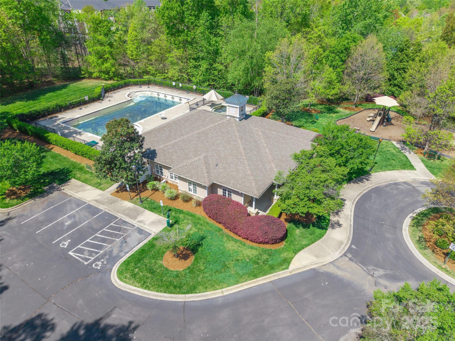 8428 Westmoreland Lake Dr Cornelius, NC 28031
