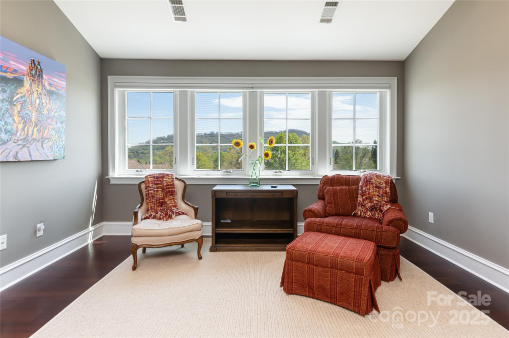 6 Golfside Ct Arden, NC 28704