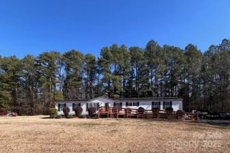 8813 Summerhill Dr Waxhaw, NC 28173