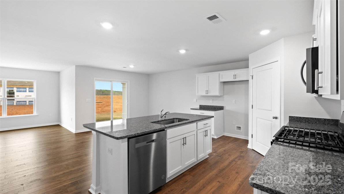 1135 Foxberry Ln Maiden, NC 28650