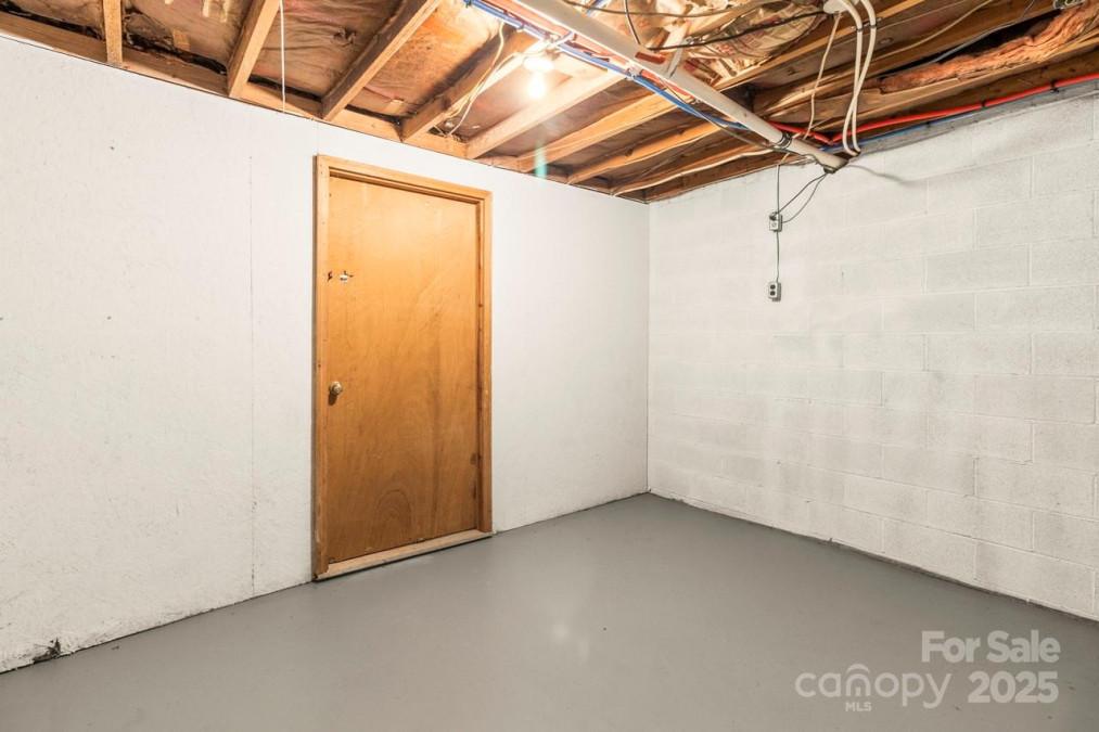4110 Charles Raper Jonas Hw Alexis, NC 28006