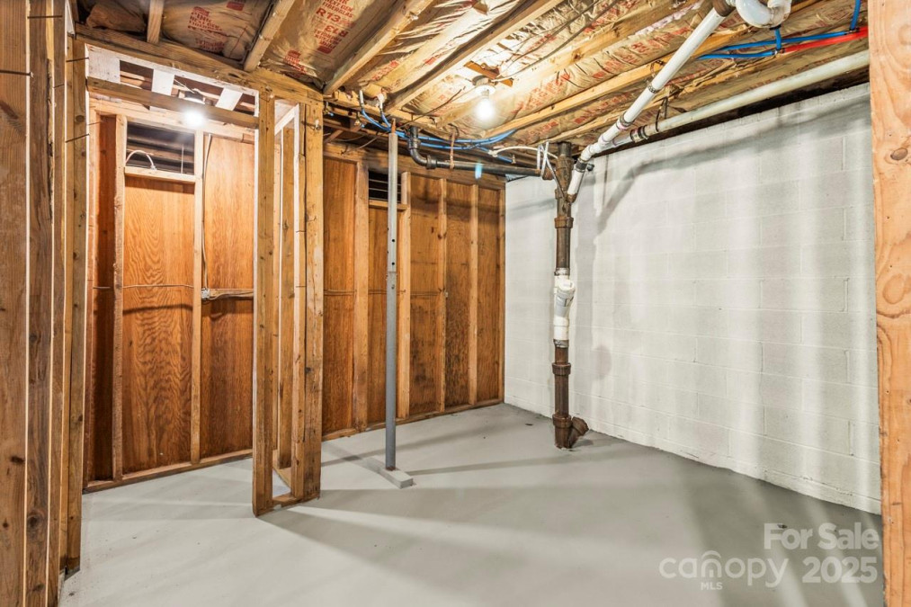 4110 Charles Raper Jonas Hw Alexis, NC 28006