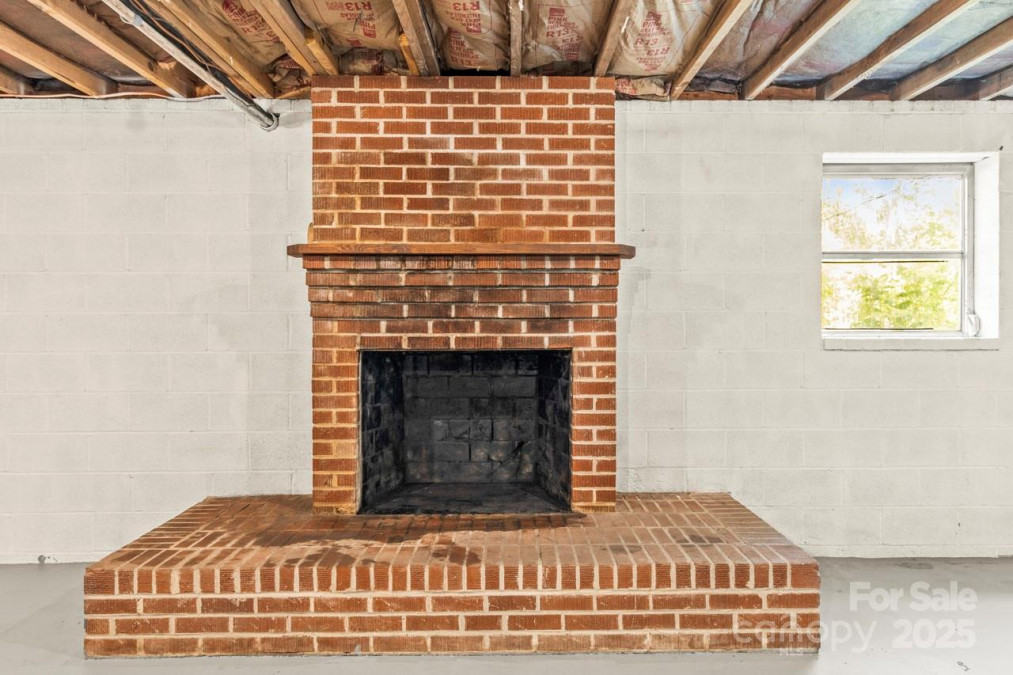 4110 Charles Raper Jonas Hw Alexis, NC 28006