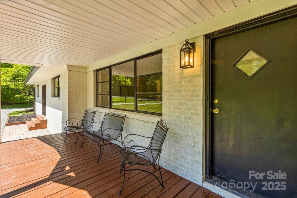 4110 Charles Raper Jonas Hw Alexis, NC 28006